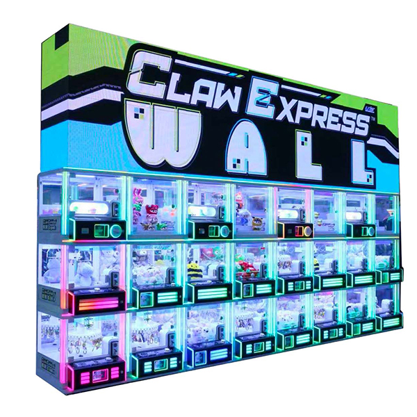 Claw Express Wall